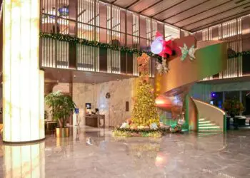 璀璨圣诞夜，臻味尽欢享 上海大虹桥灿辉希尔顿酒店呈现平安夜自助盛宴