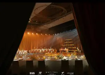 法艺鎏金 · 光之交响 杭州英冠索菲特酒店2025圣诞亮灯仪式暨年终客户答谢宴圆满落幕