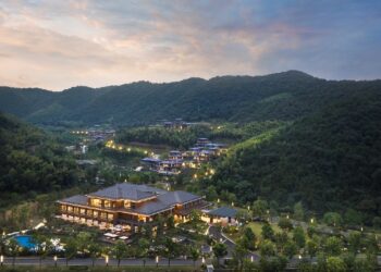 宜兴西岸凰川酒店成为江苏宜兴地区首家金钥匙国际联盟酒店成员！