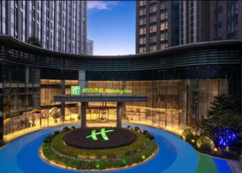 杭州拱墅假日酒店与智选假日酒店以务实服务护航市运会乒乓球赛事